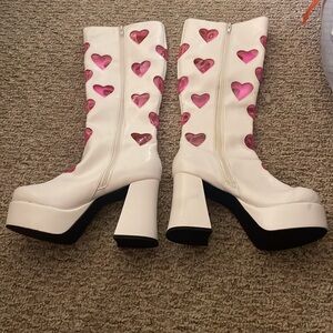 Retro Romance Go Go Boots Size 8